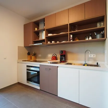 Διαμέρισμα Keda Royale Center Charm *