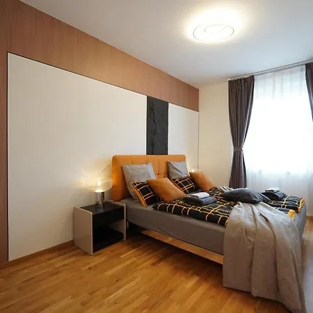 Апартаменты Keda Royale Center Charm *