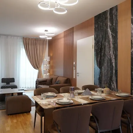 Apartment Keda Royale Center Charm