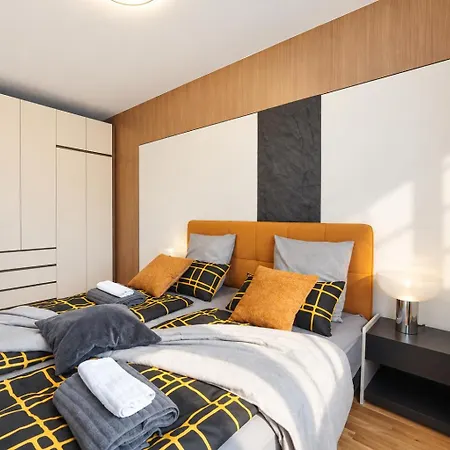 Apartment Keda Royale Center Charm *