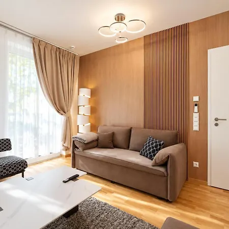 Apartment Keda Royale Center Charm *